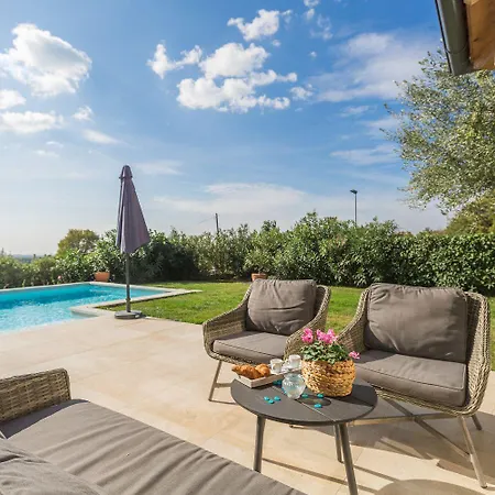 Malerische Mit Meerblick, Privatpool, Billard, Bikes, Tischtennis Sveti Lovreč Pazenatički