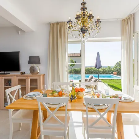 Malerische Mit Meerblick, Privatpool, Billard, Bikes, Tischtennis Prázdninový dům *