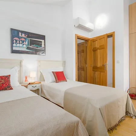 Prázdninový dům Malerische Mit Meerblick, Privatpool, Billard, Bikes, Tischtennis *